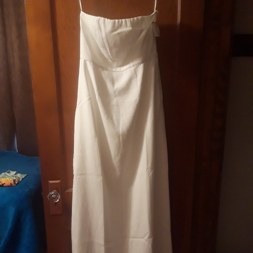 Tevoilio white dress